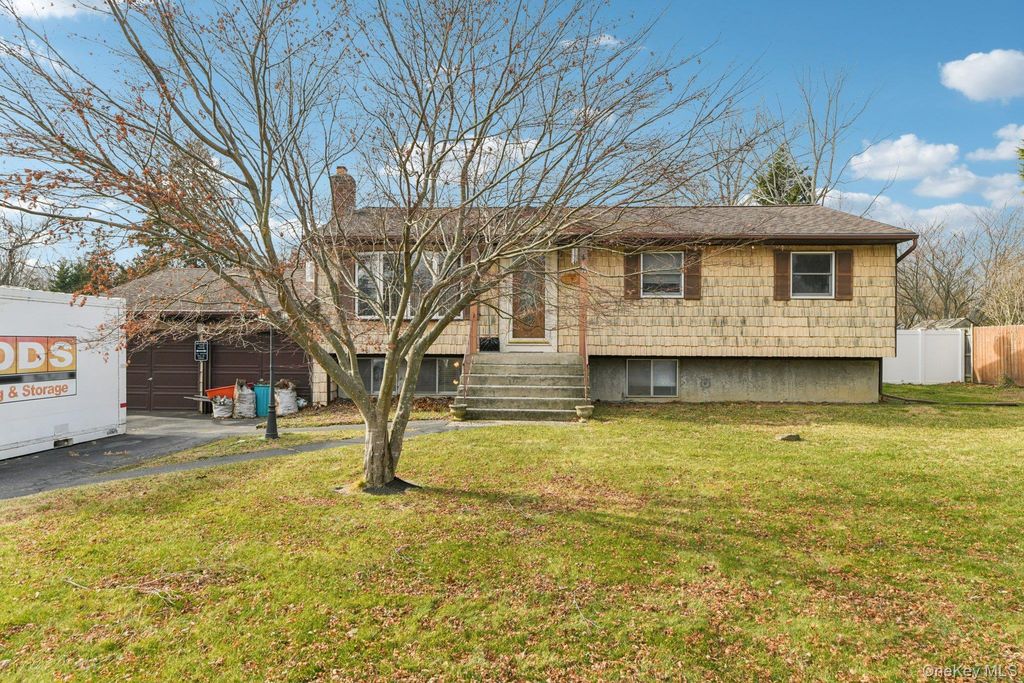 Photo of 44 Nadine Lane, Port Jefferson Station, NY 11776 (MLS # 949363)