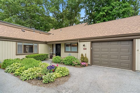 Condo For Sale - 103 Heritage Hills #B<br/> Somers, NY 10589