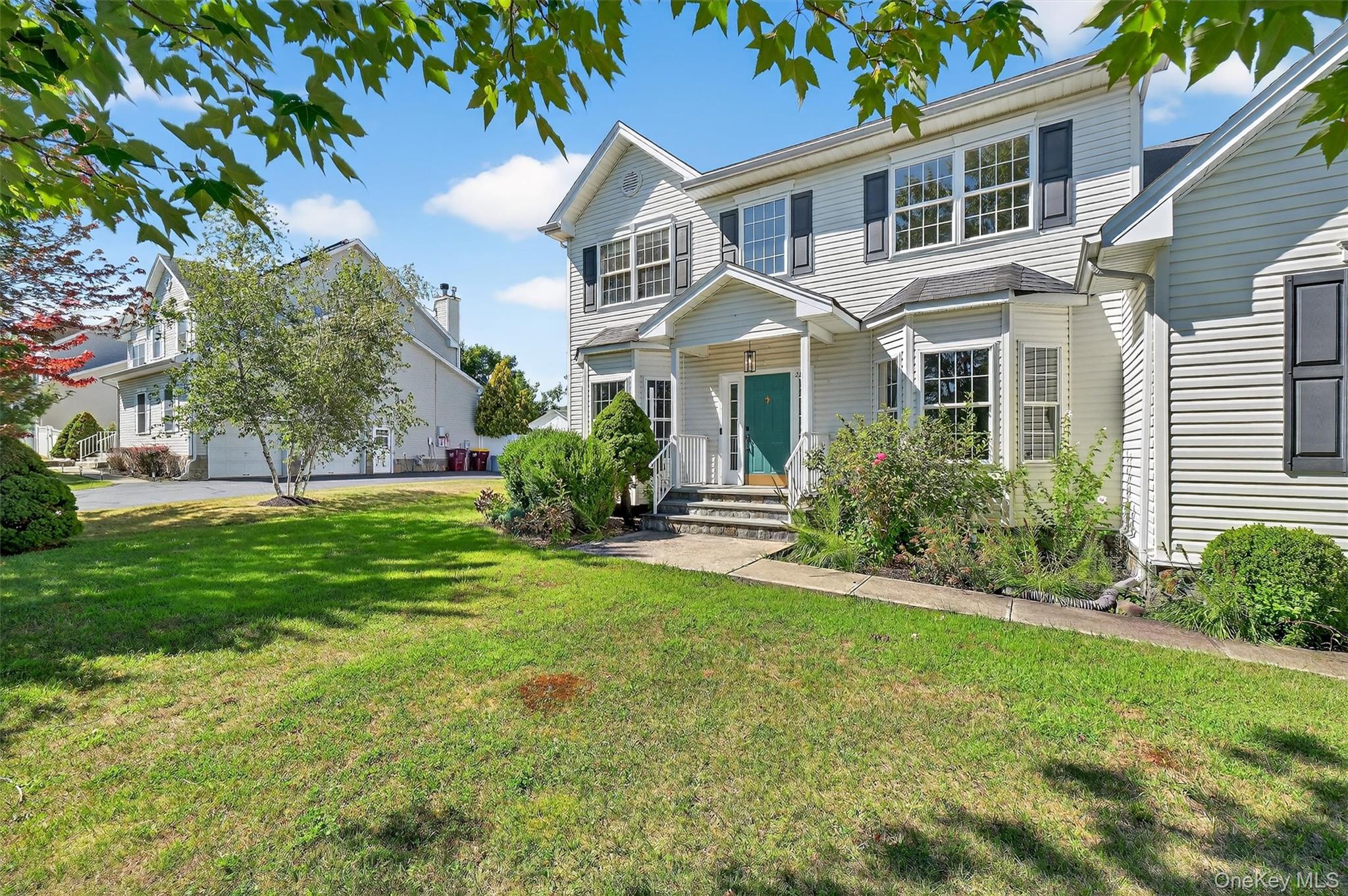 2806 Cherry Tree Way