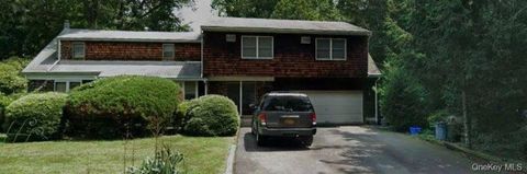 Photo of 54 Buchanan Street, Pearl River, NY 10965 (MLS # 1009663)