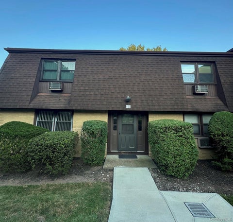 Photo of 1 Germonds Village VLG #14, Bardonia, NY 10954 (MLS # 1046242)