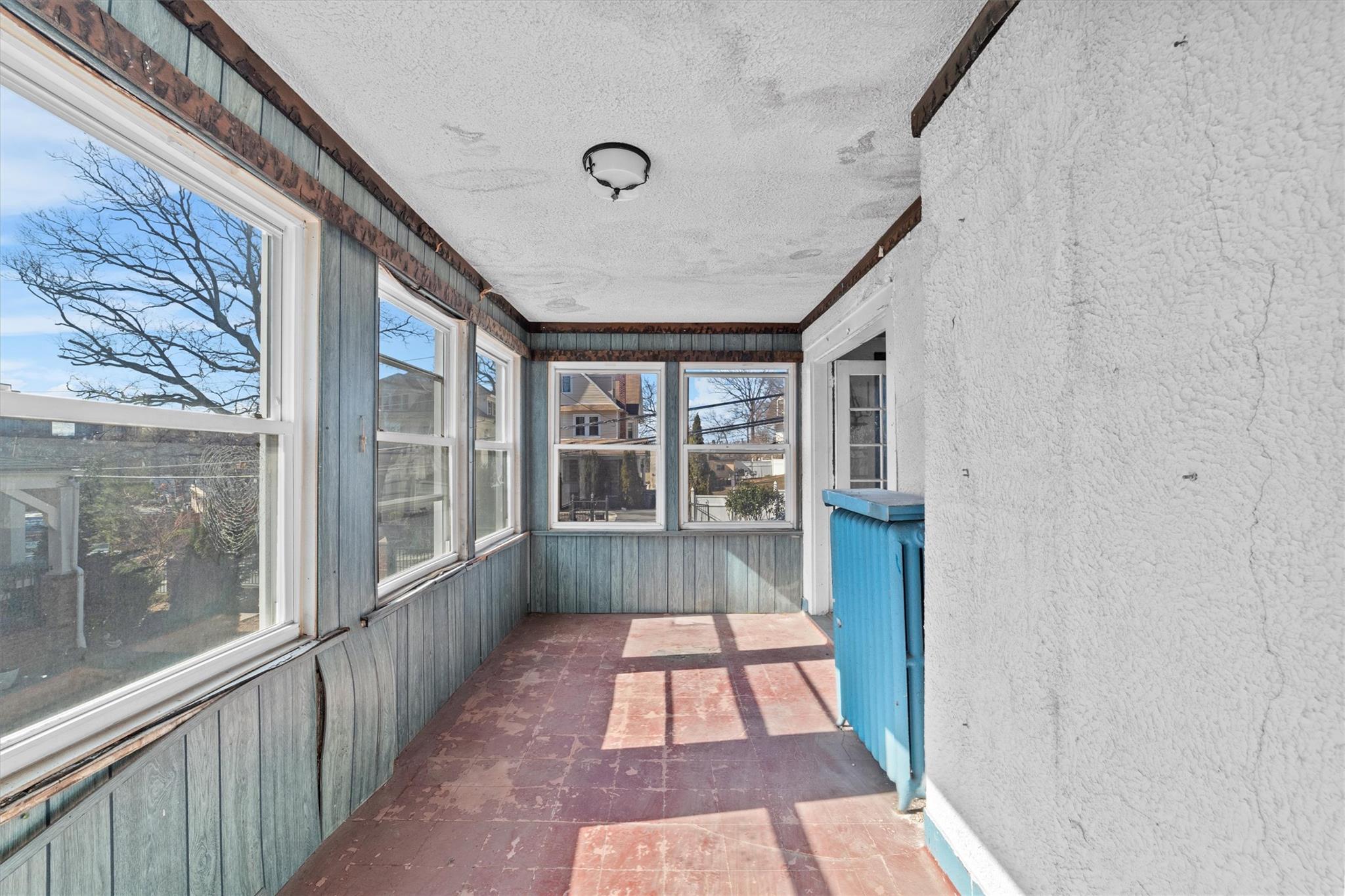 20 Lewis Parkway, Yonkers, New York image 9