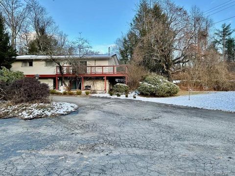 Homes For Sale - 23 Diane Boulevard<br/> Sullivan County, Woodridge, NY 12789