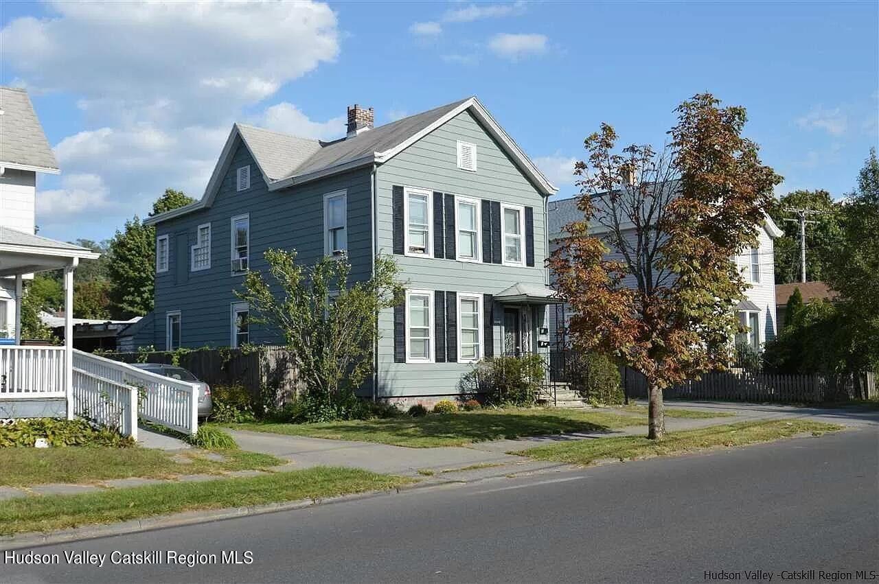 Kingston, New York 12401, United States, 5 Bedrooms Bedrooms, ,2 BathroomsBathrooms,Residential,Active,80509