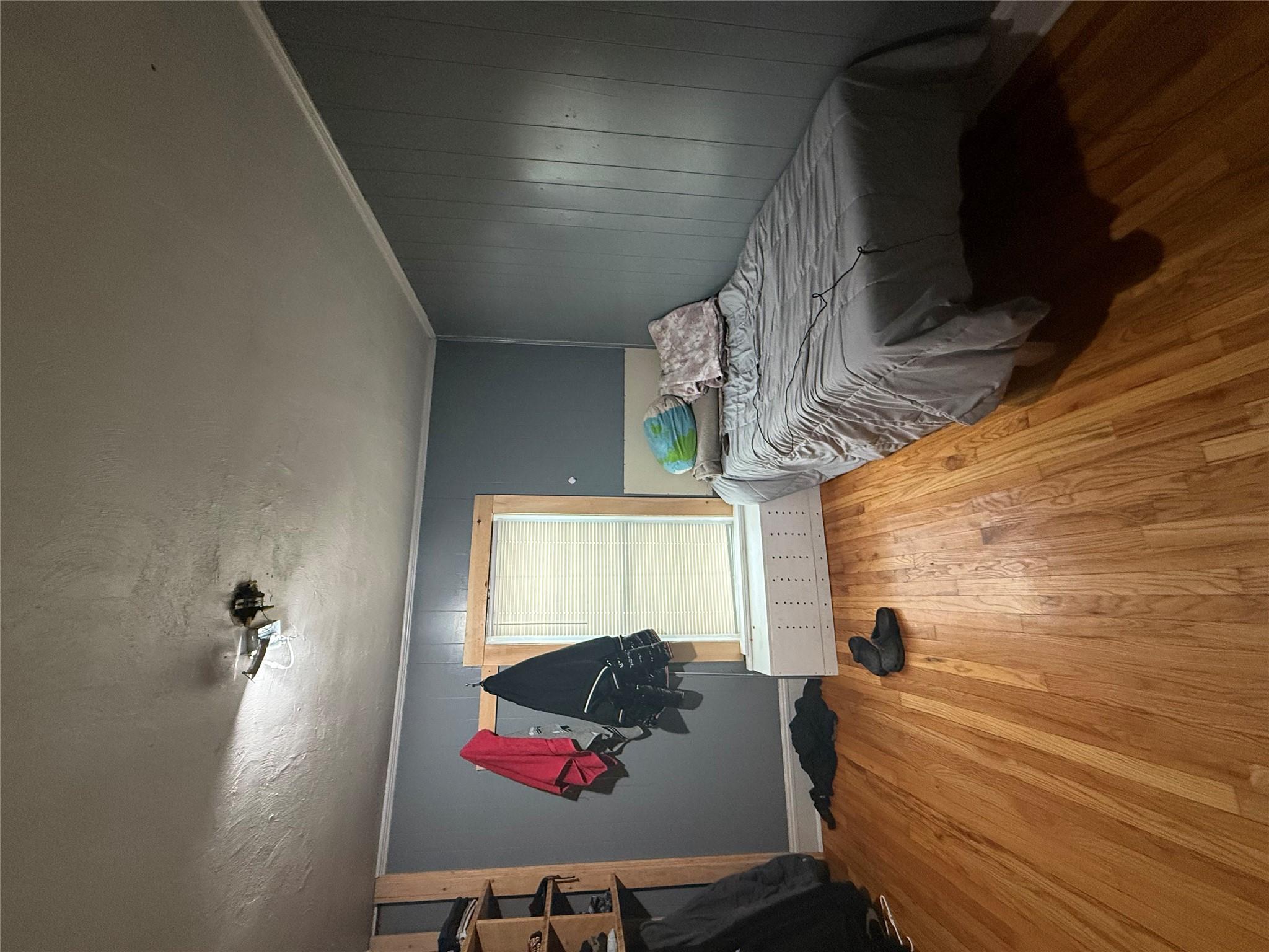 Kingston, New York 12401, United States, 5 Bedrooms Bedrooms, ,2 BathroomsBathrooms,Residential,Active,80509