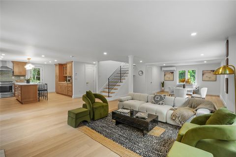 Tiny photo for 10 Wood Dale Avenue, Croton-on-Hudson, NY 10520 (MLS # 890807)