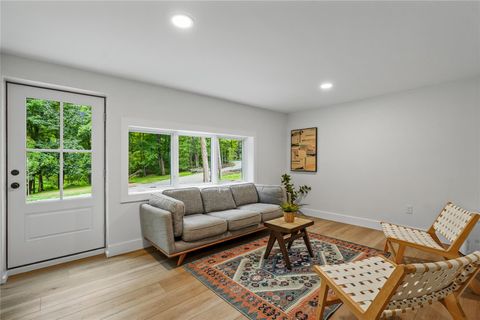 Tiny photo for 10 Wood Dale Avenue, Croton-on-Hudson, NY 10520 (MLS # 890807)