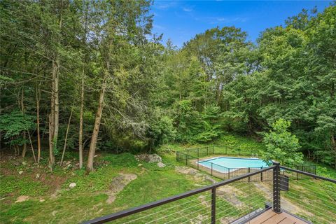 Tiny photo for 10 Wood Dale Avenue, Croton-on-Hudson, NY 10520 (MLS # 890807)
