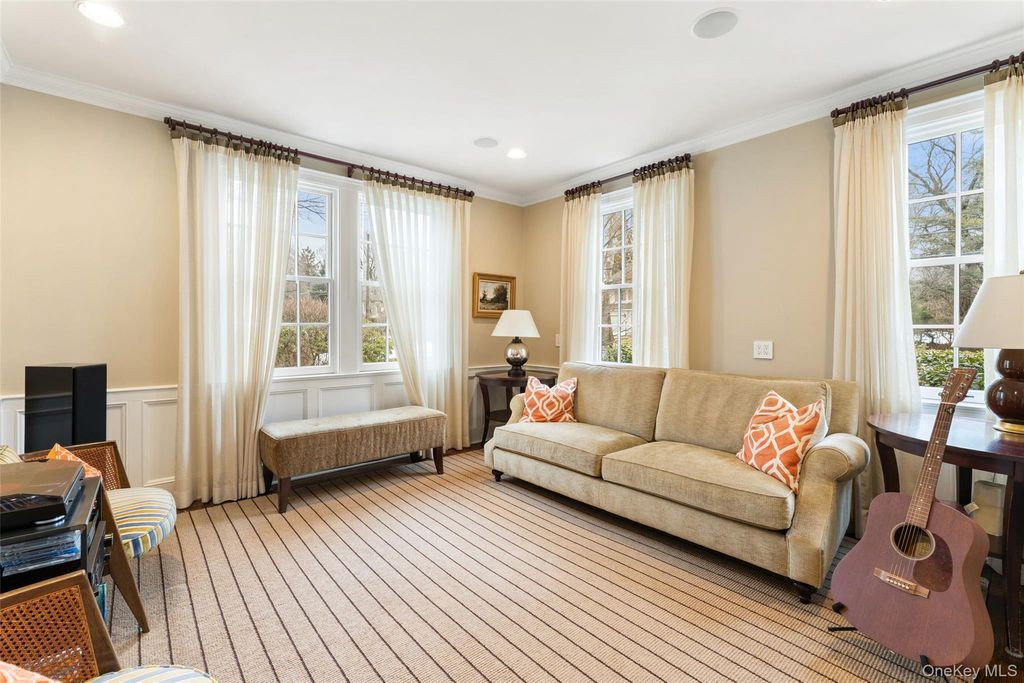 Photo of 326 Heathcote Road, Scarsdale, NY 10583 (MLS # 972017)