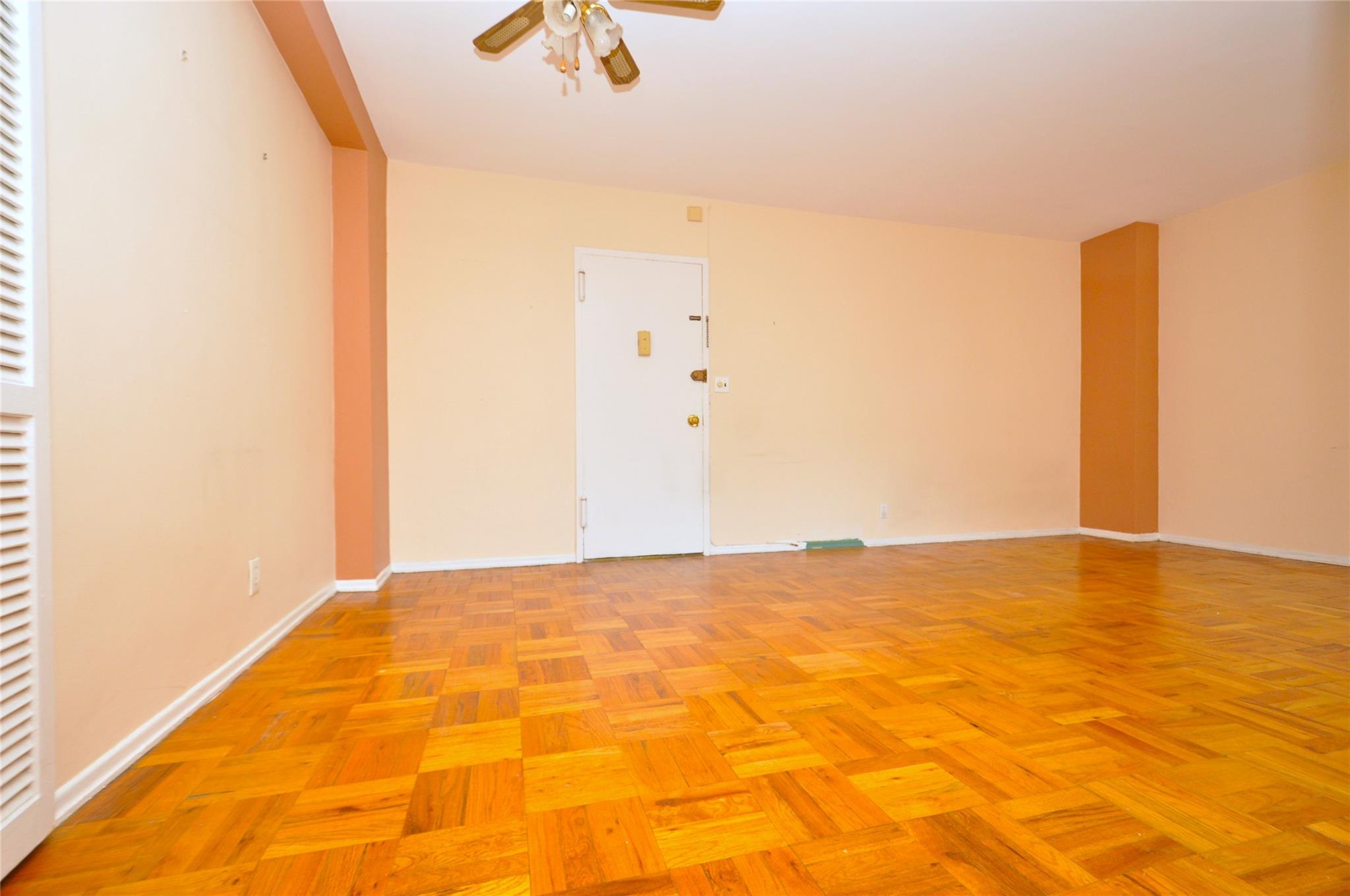 Scarsdale, New York 10583, United States, ,1 BathroomBathrooms,Residential,Active,150323