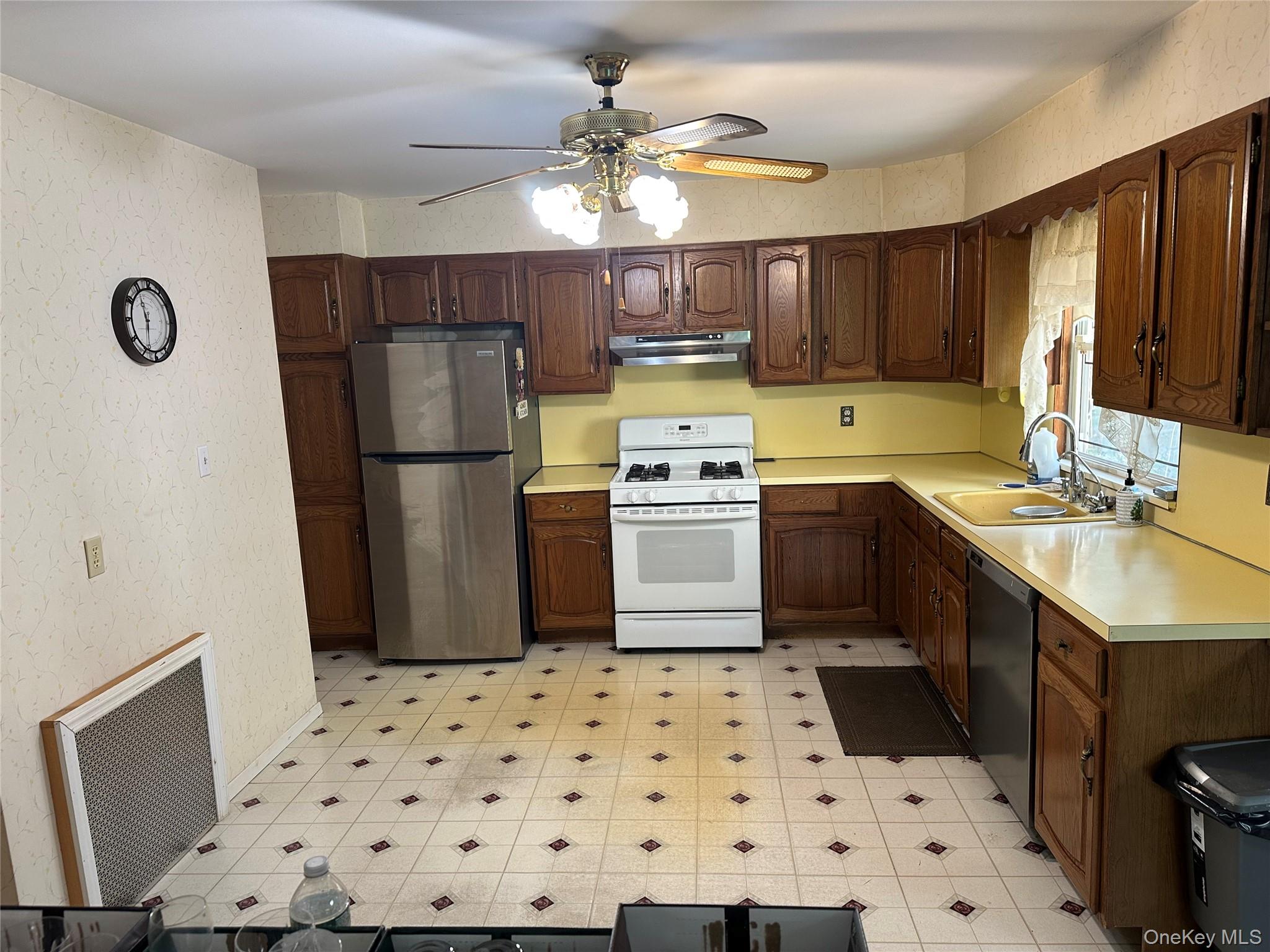 4934 Little Neck Parkway