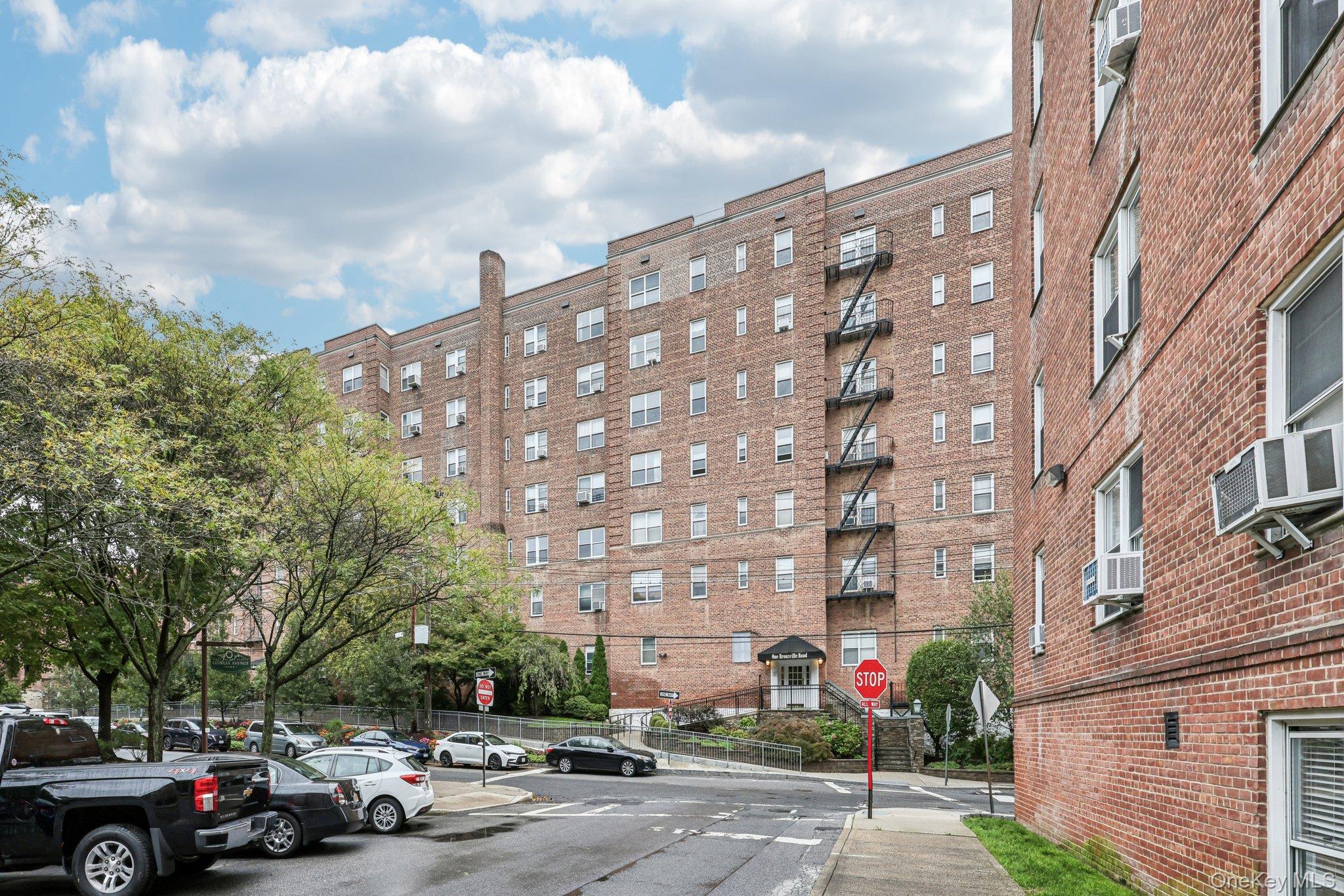 1 Bronxville Road Bronxville Road 4P