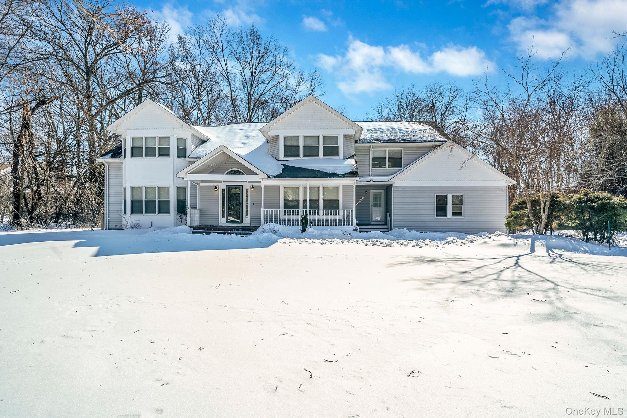 1944 Wading River Manor Road