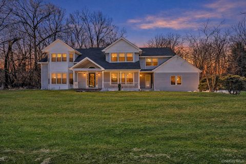 1944 Wading River Manor Road Wading River NY 11792