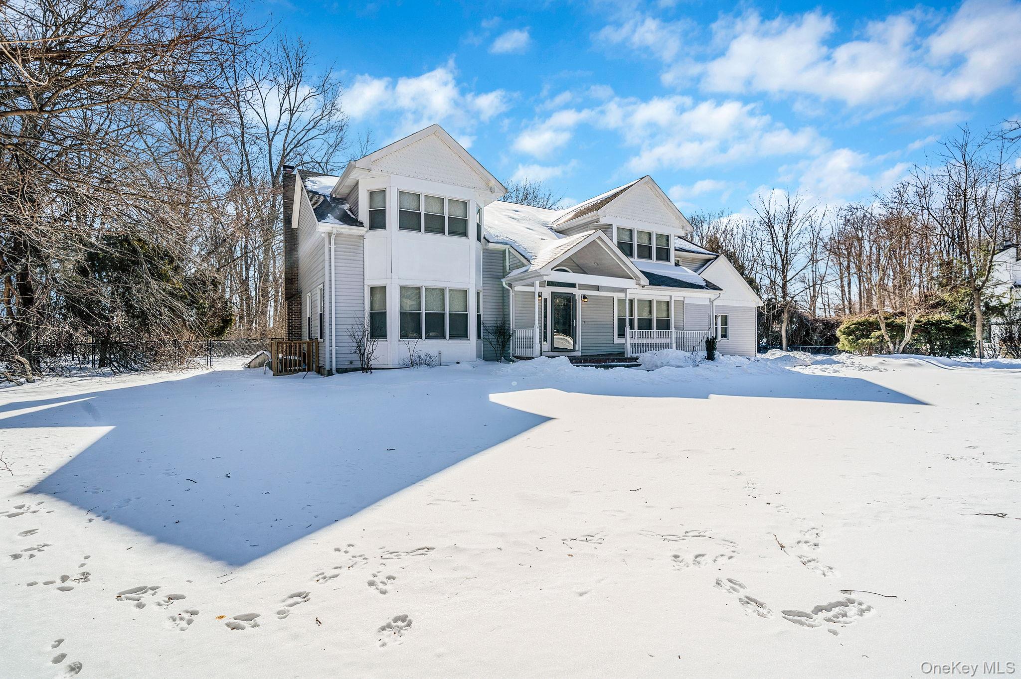 1944 Wading River Manor Road