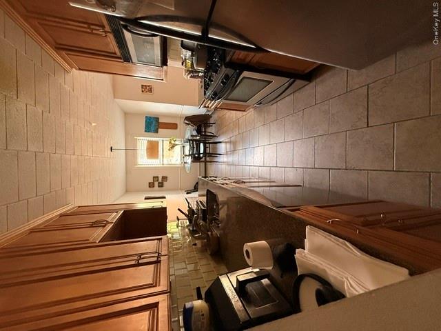 510 Midland Avenue 2C