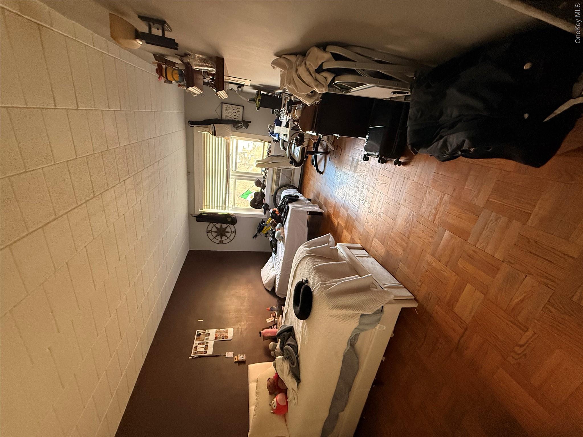 510 Midland Avenue 2C