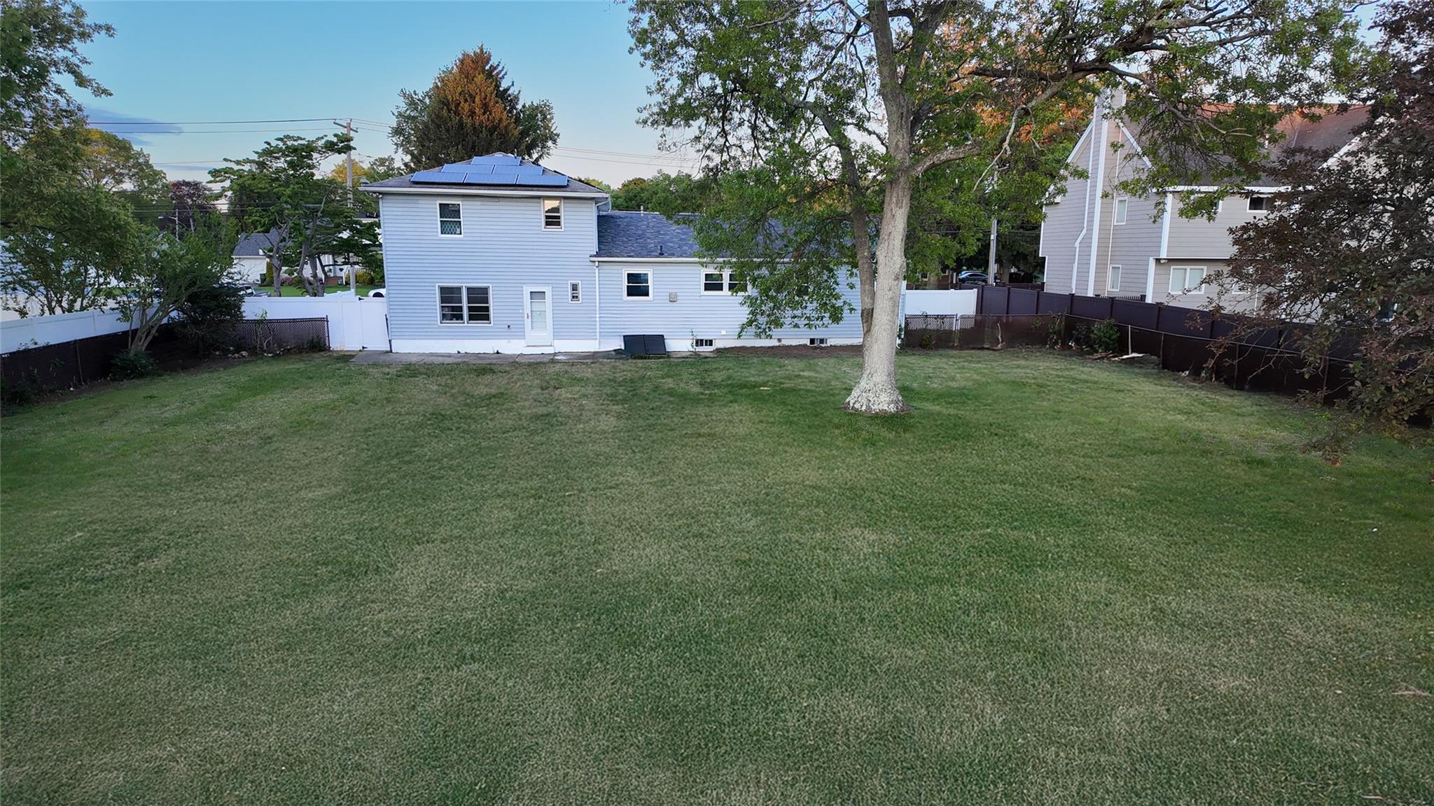 2114 Julia Goldbach Avenue, Ronkonkoma, New York image 27