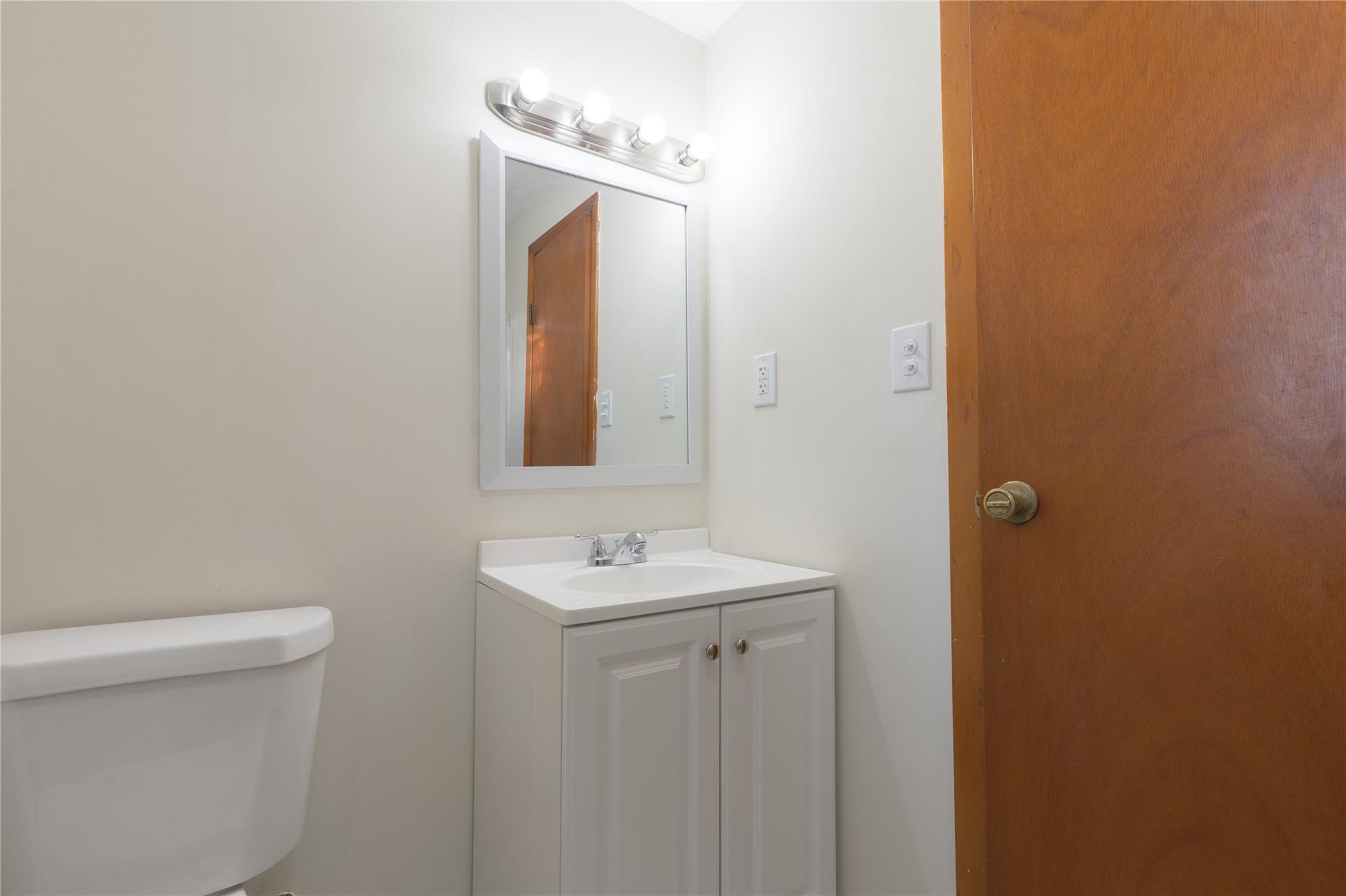 2114 Julia Goldbach Avenue, Ronkonkoma, New York image 23