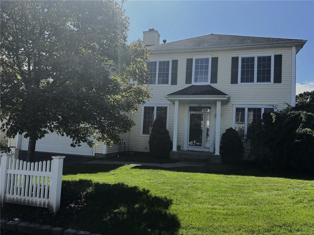 Allegra Court, White Plains, New York - 4 Bedrooms  
3 Bathrooms  
9 Rooms - 