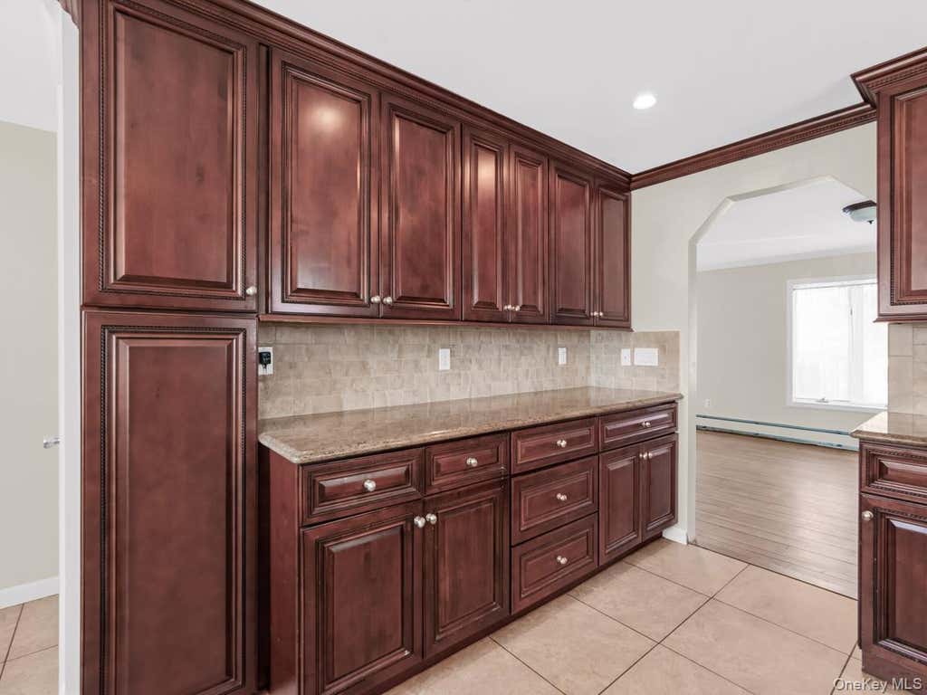 Photo of 4 23rd Street, Jericho, NY 11753 (MLS # 1016339)