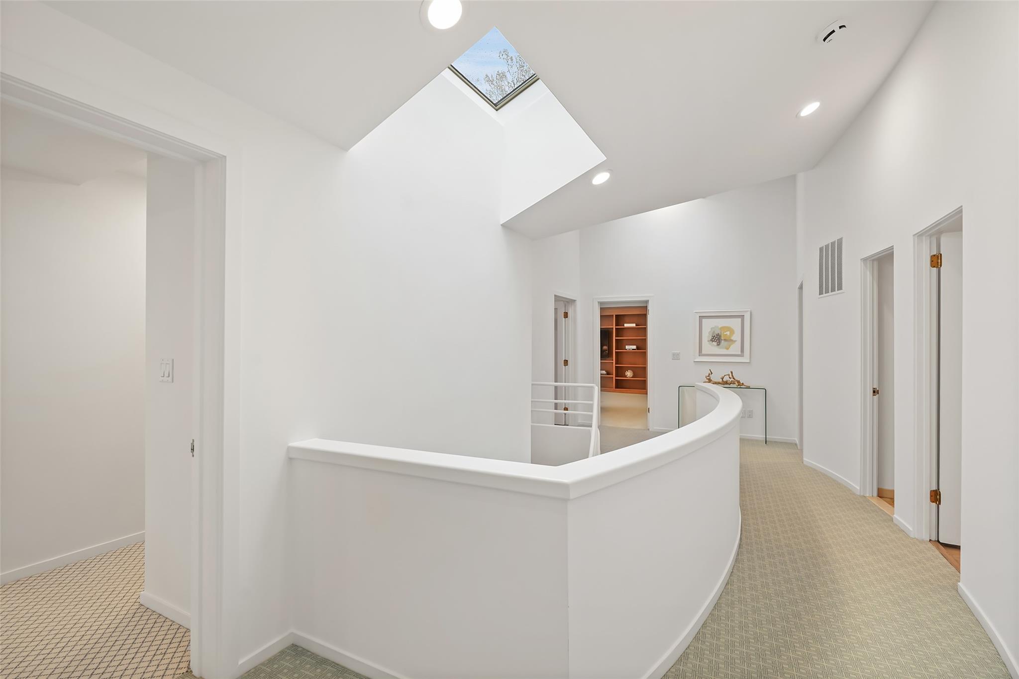 858 Fenimore Road, Larchmont, Florida image 18