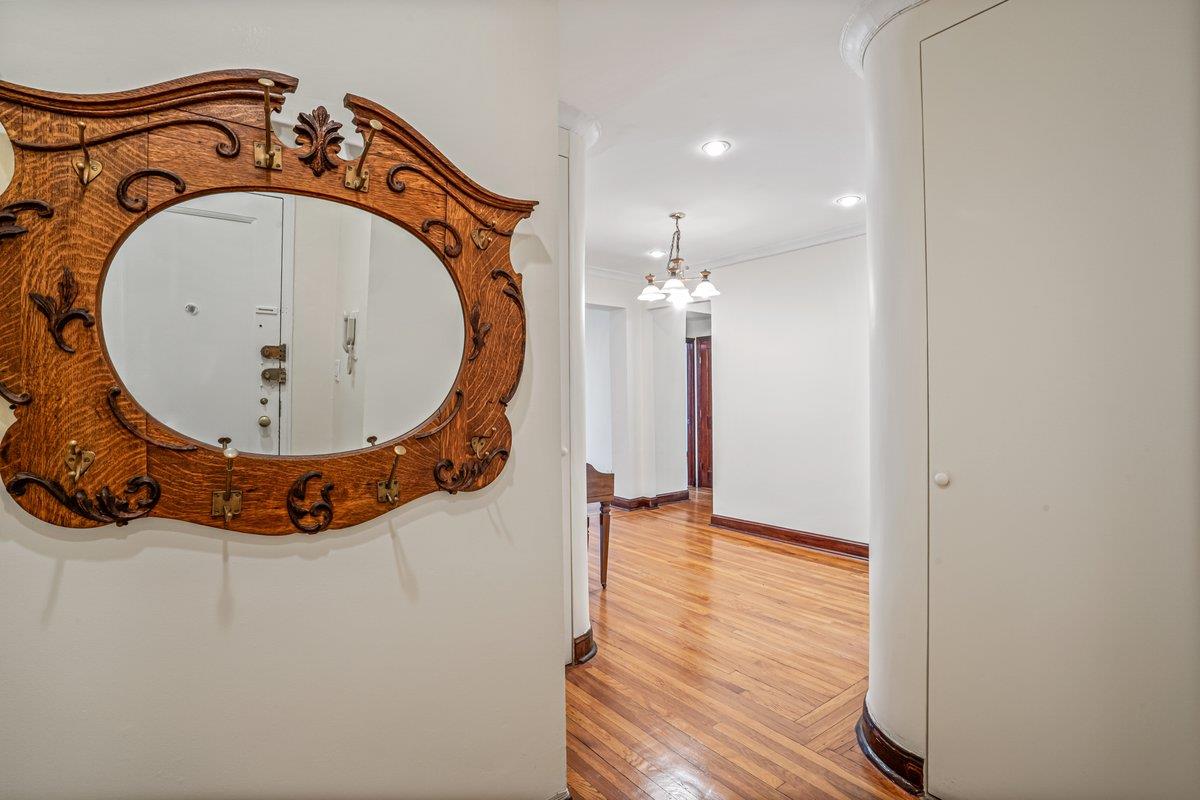 110-34 73 Road #6J, Forest Hills, New York image 7