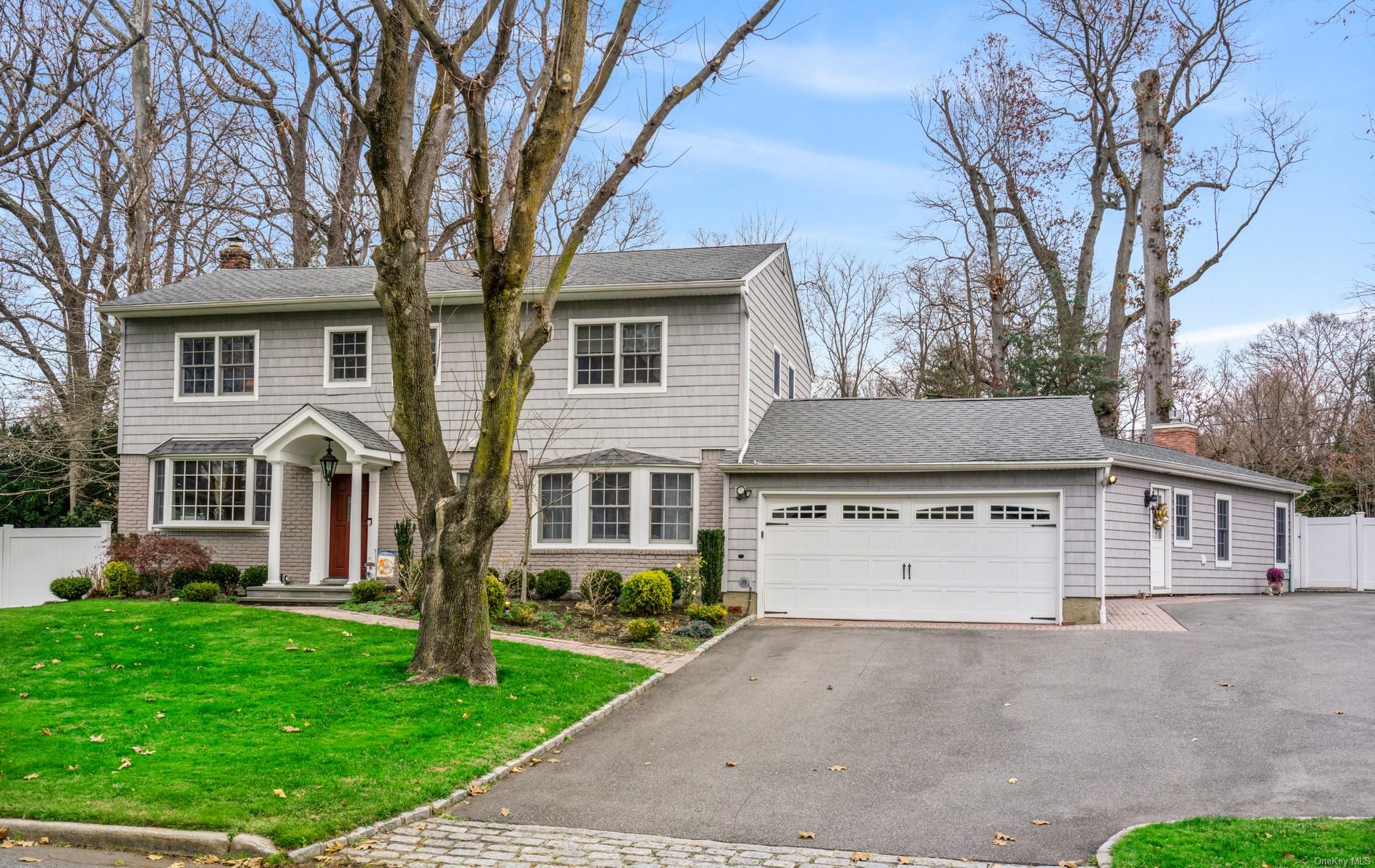 47 Viola Drive, Glen Cove, New York image 1