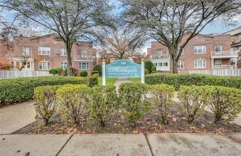 250 Central Avenue 119 Lawrence NY 11559