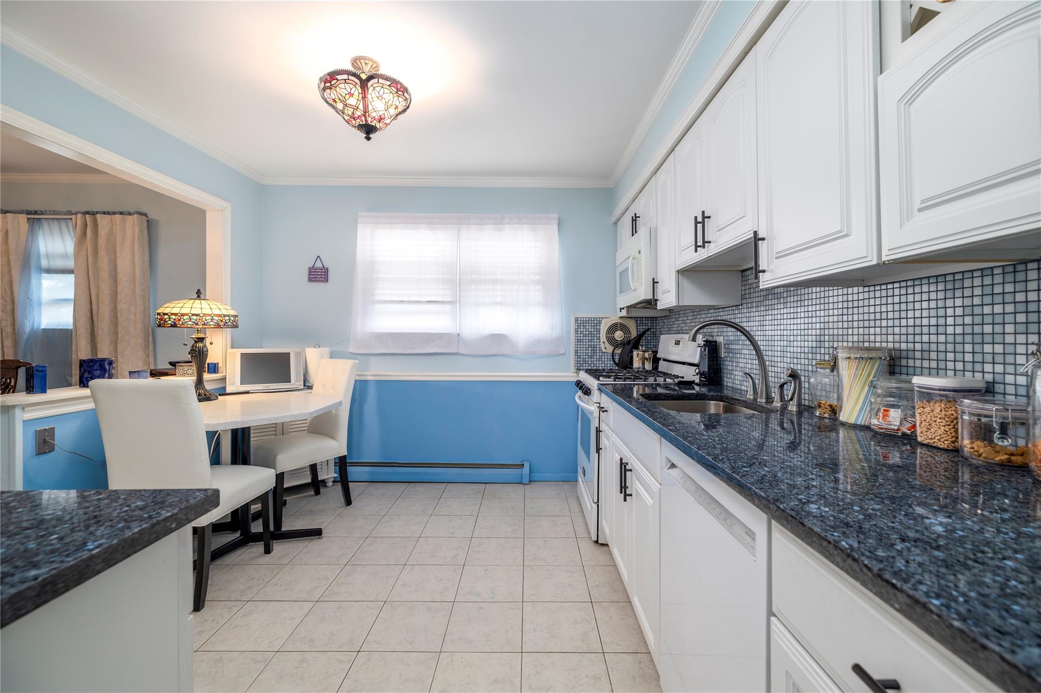 68 Lincoln Avenue, Island Park, New York image 7