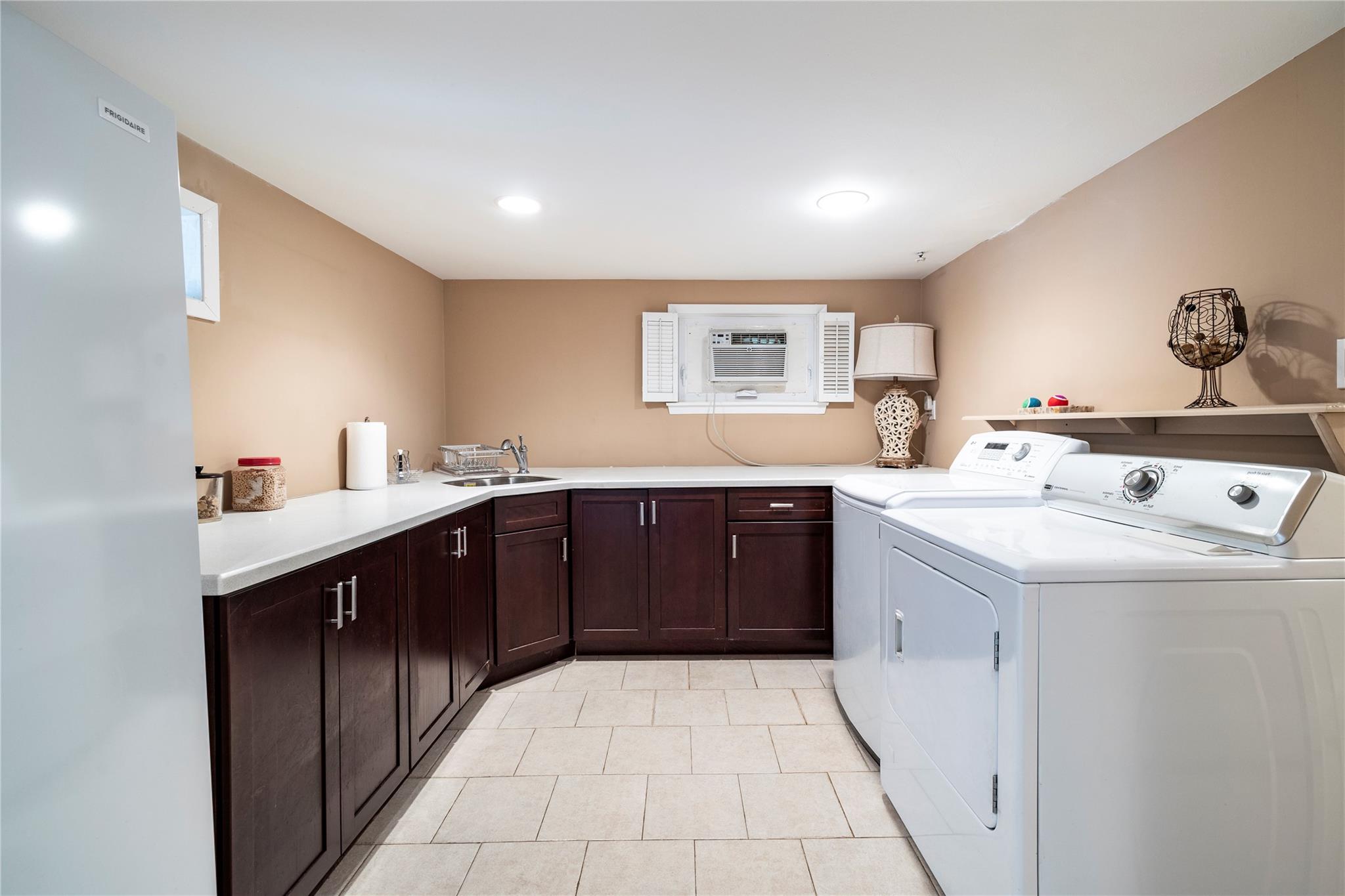 68 Lincoln Avenue, Island Park, New York image 19