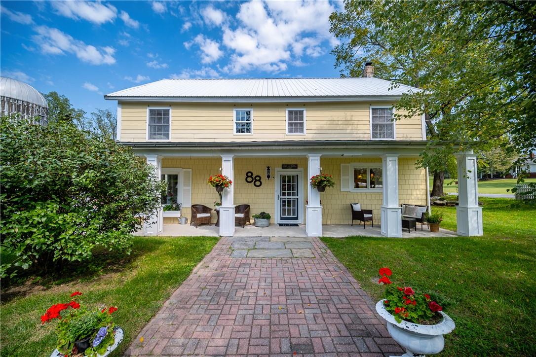 88 Prices Switch Road, Warwick, New York image 1