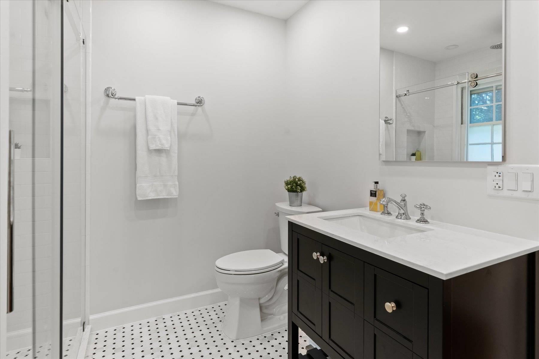 27 Notamiset Road, Westhampton Beach, New York image 32