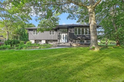 4 Wintergreen Drive Melville NY 11747