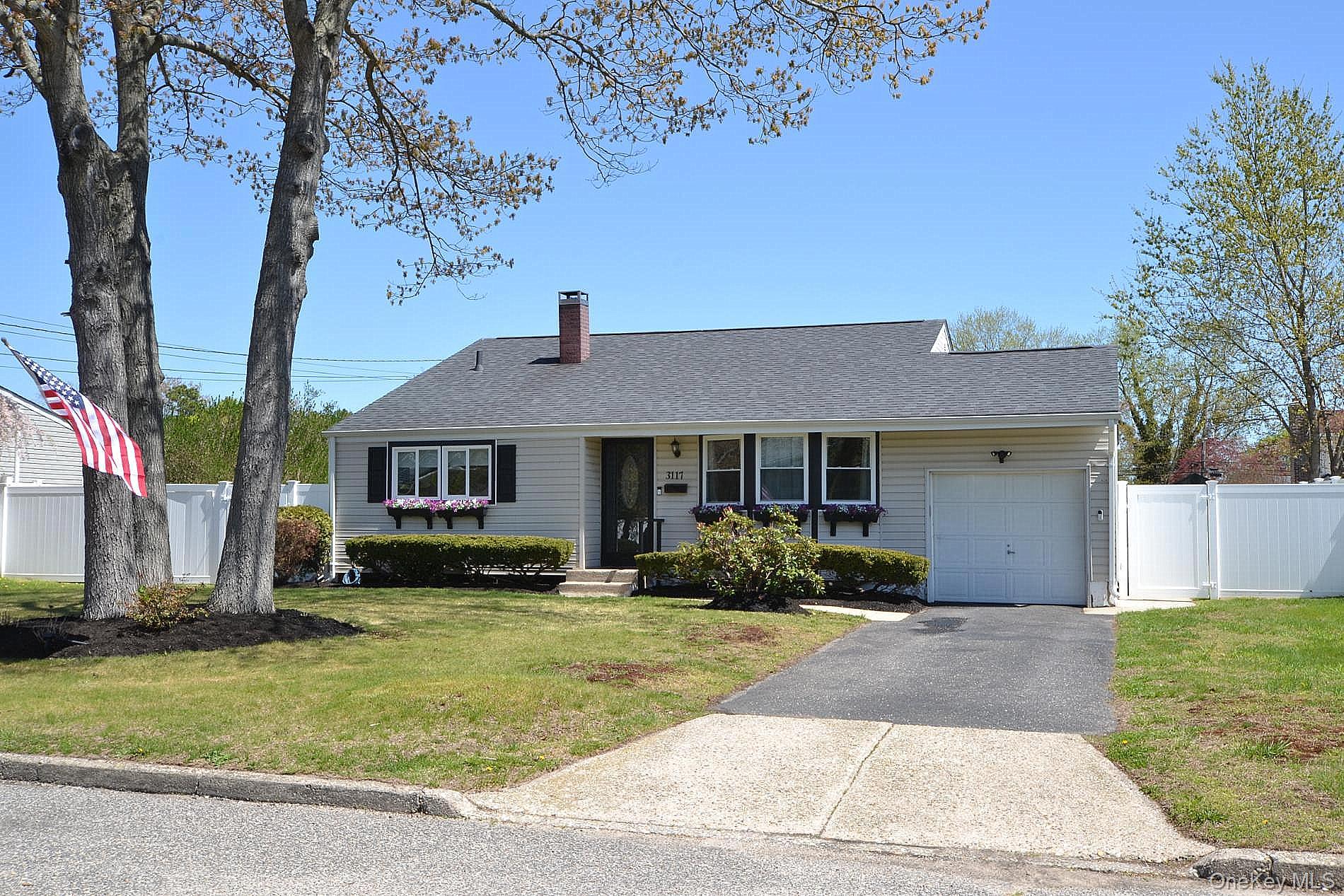 3117 Newport Avenue