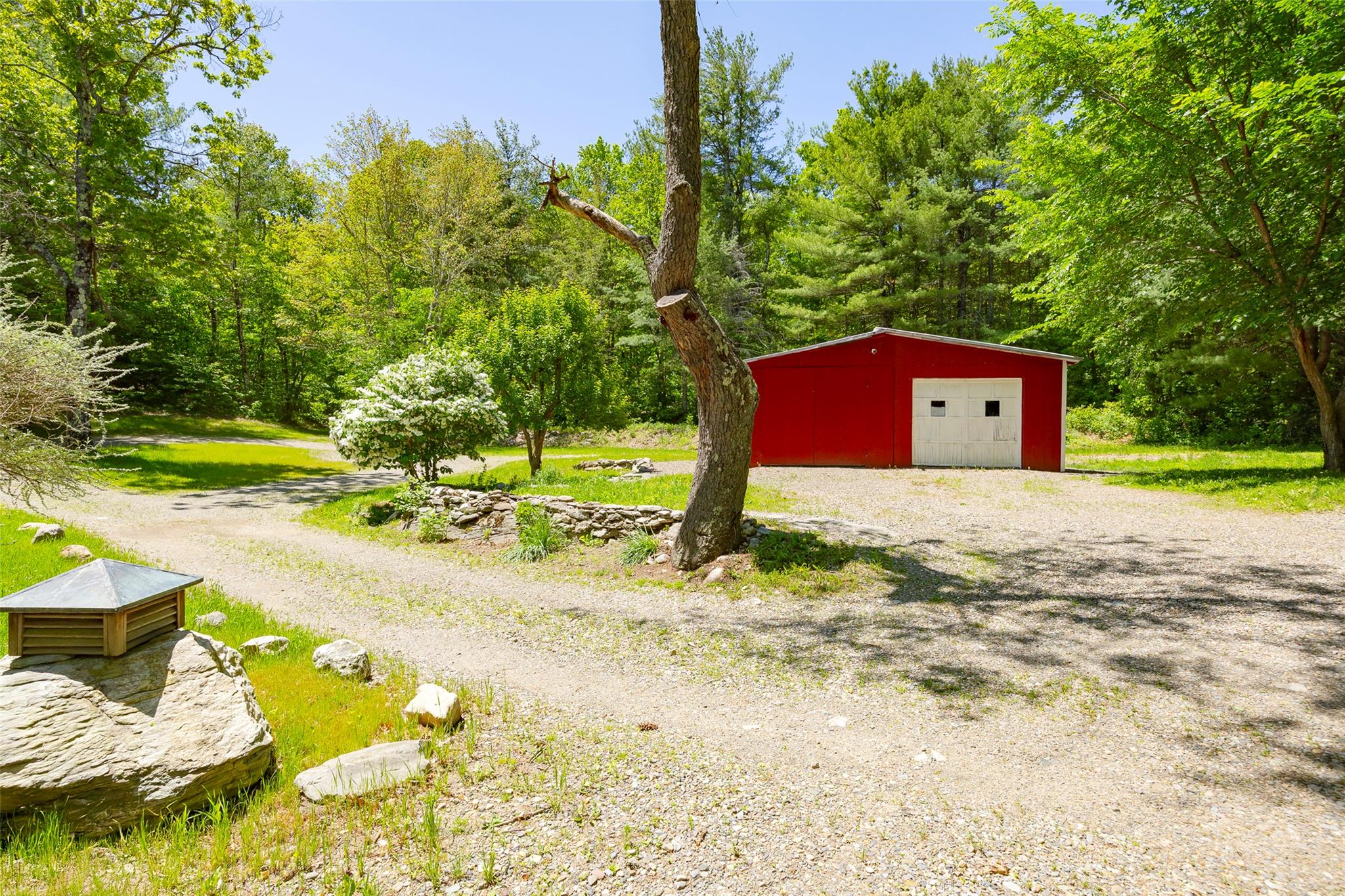 107 Near Road, Red Hook, New York image 18