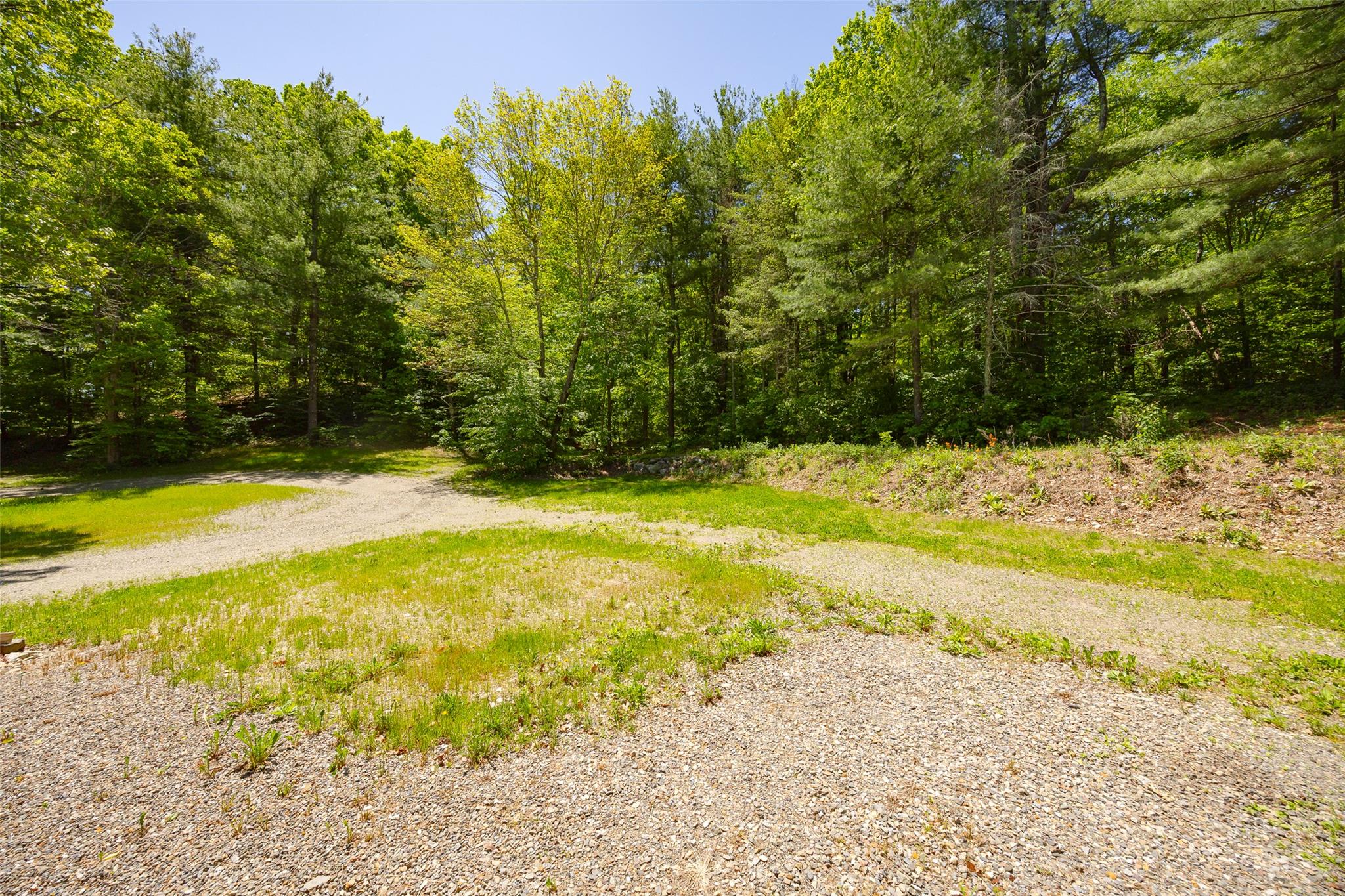 107 Near Road, Red Hook, New York image 9