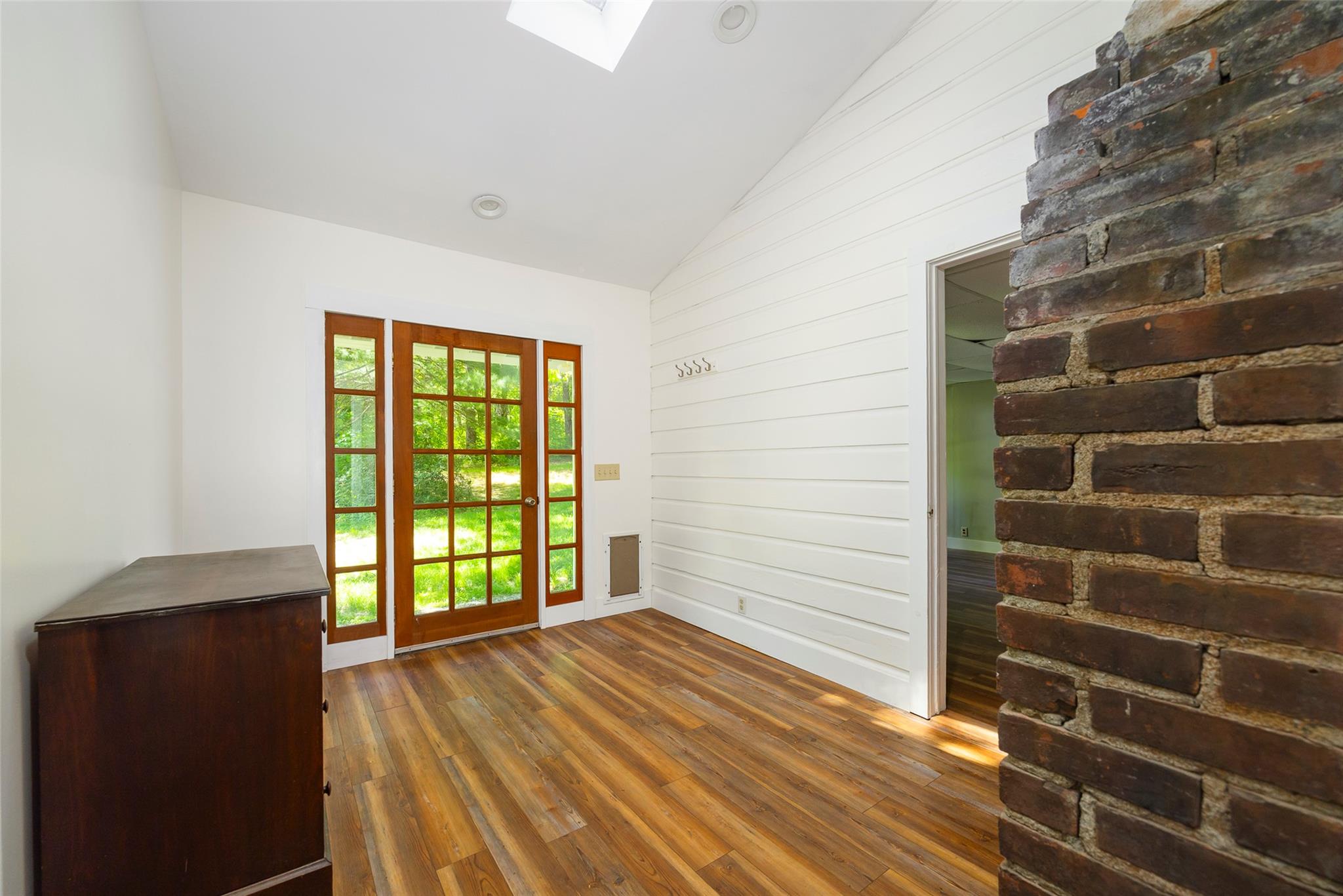 107 Near Road, Red Hook, New York image 28