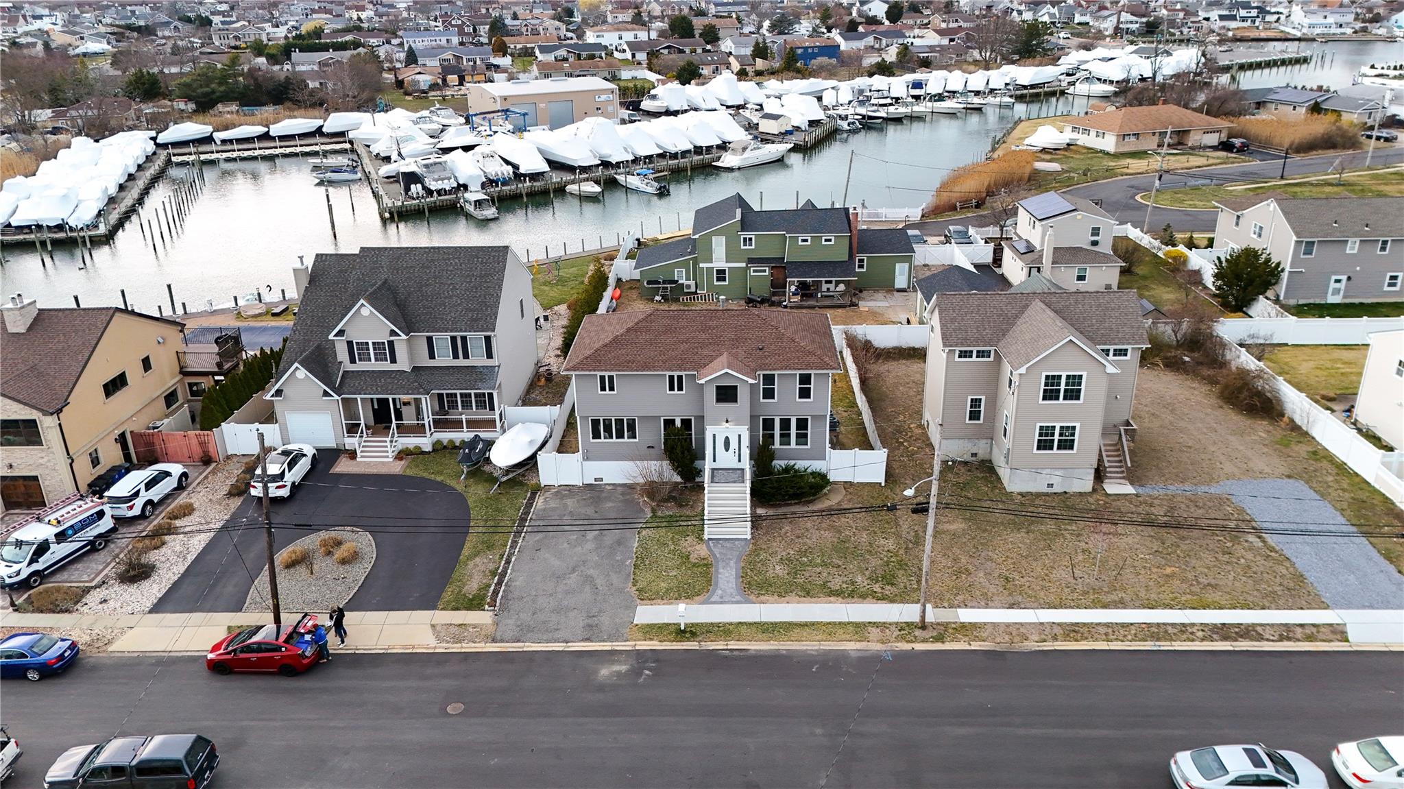 102 Surf Road, Lindenhurst, New York image 2