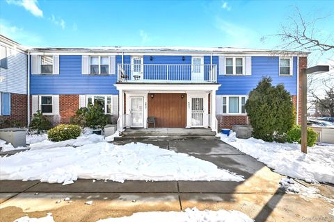 Homes For Sale - 68-57 Cloverdale Boulevard #109<br/> Bayside, NY 11364