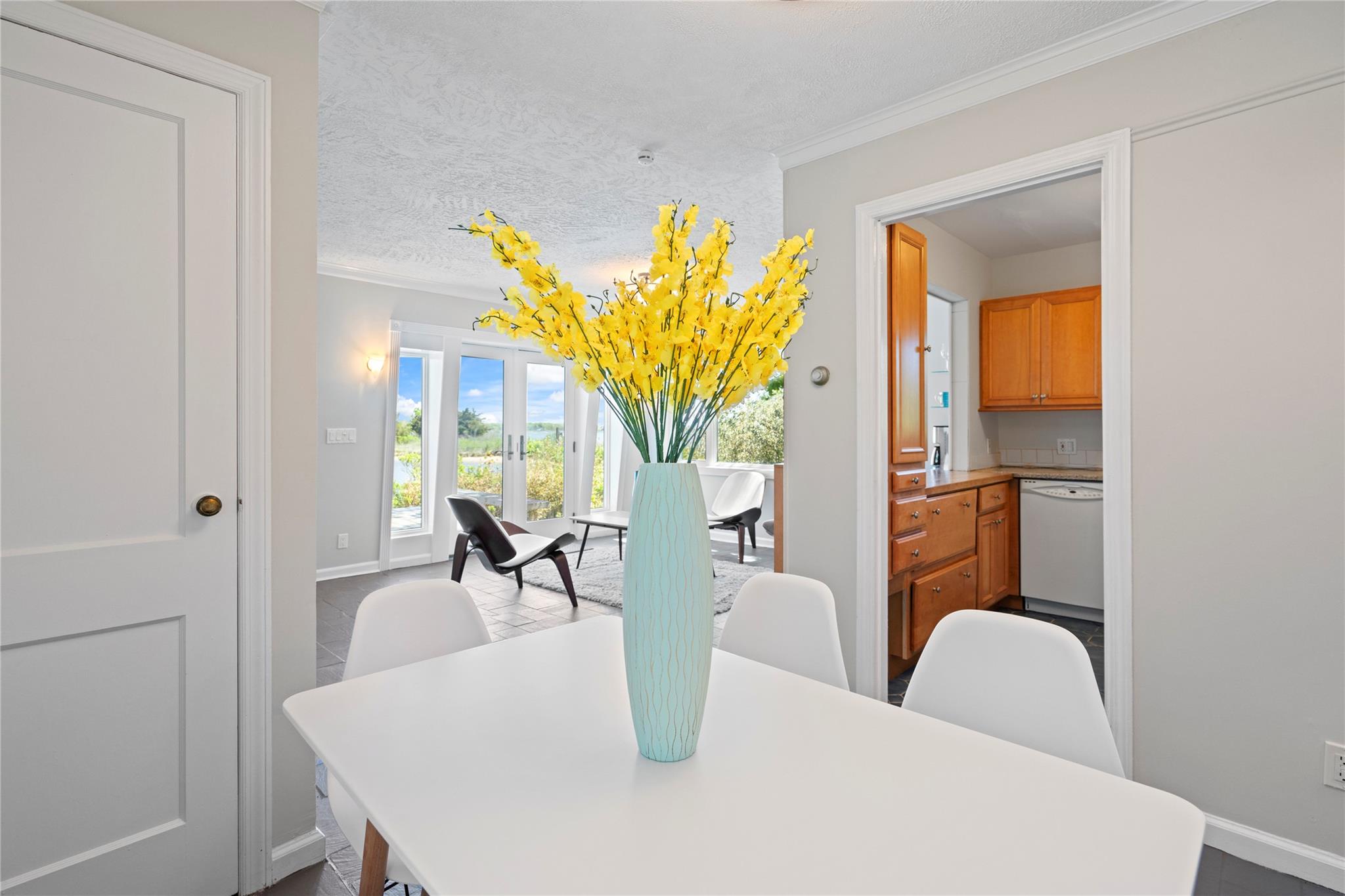 55 West End Avenue, East Quogue, New York image 9