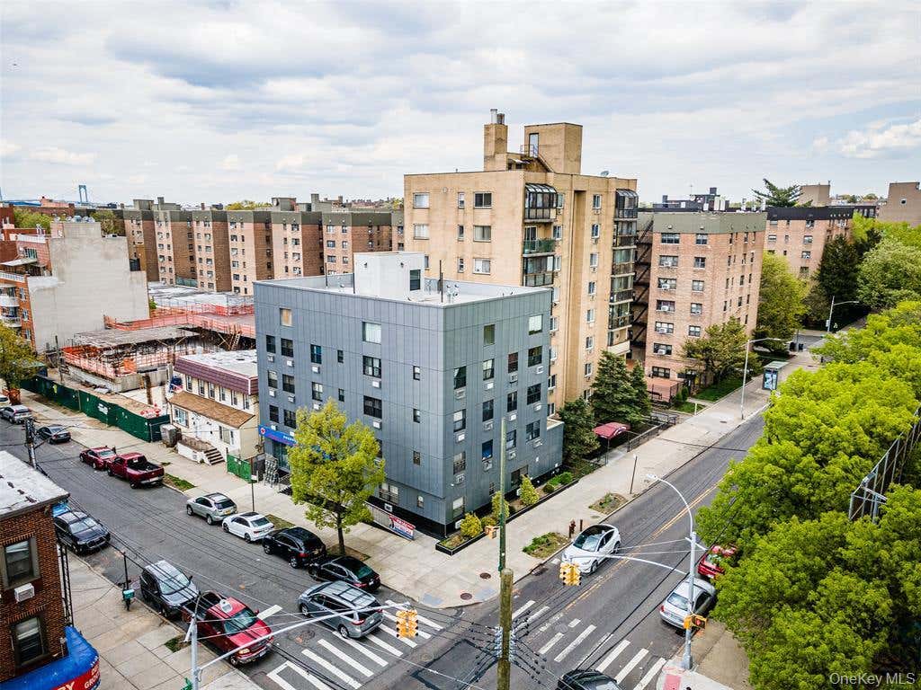 Photo of 31-47 137th Street #4C, Flushing, NY 11354 (MLS # 1018082)