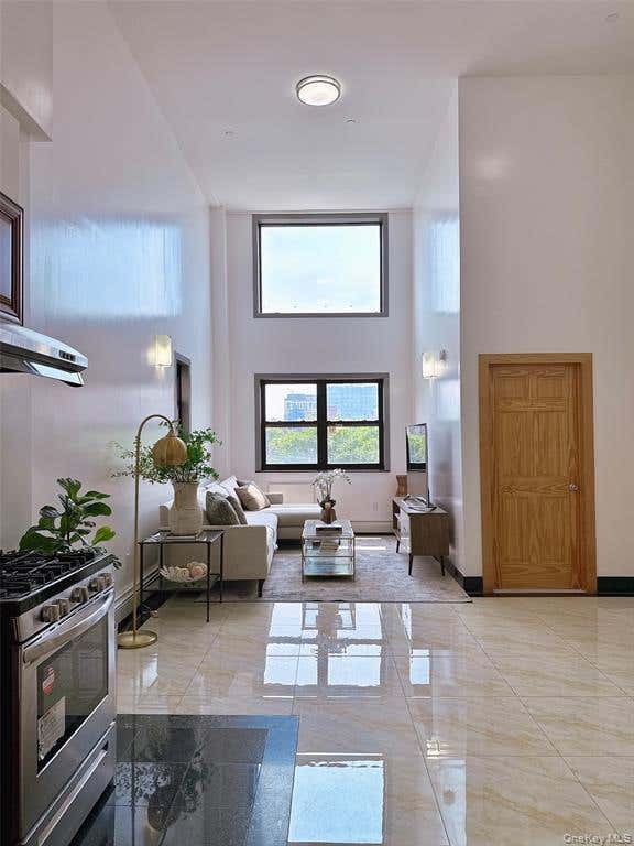 Photo of 31-47 137th Street #4C, Flushing, NY 11354 (MLS # 1018082)