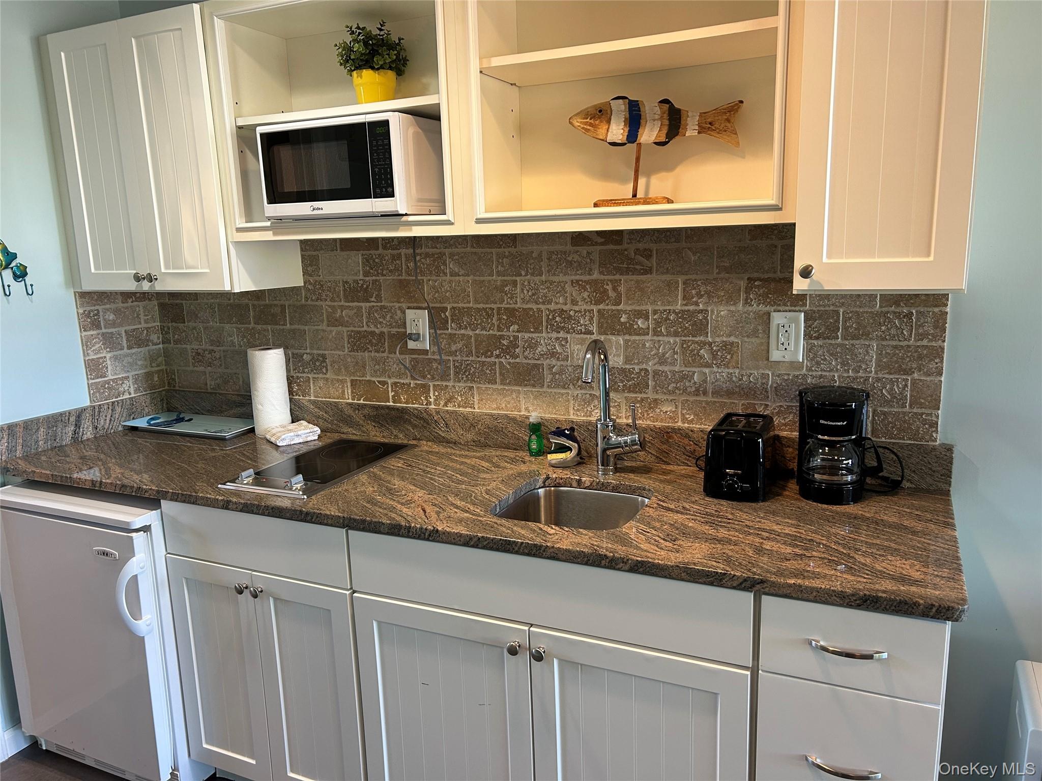 2136 Montauk 120