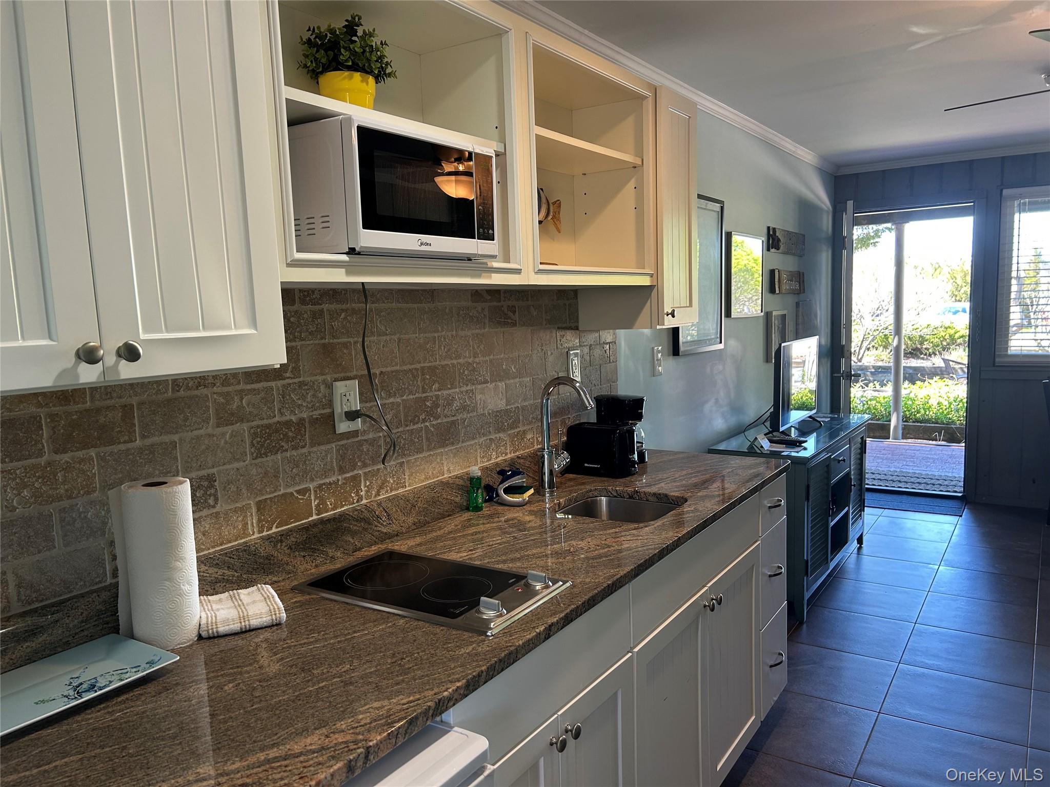 2136 Montauk 120