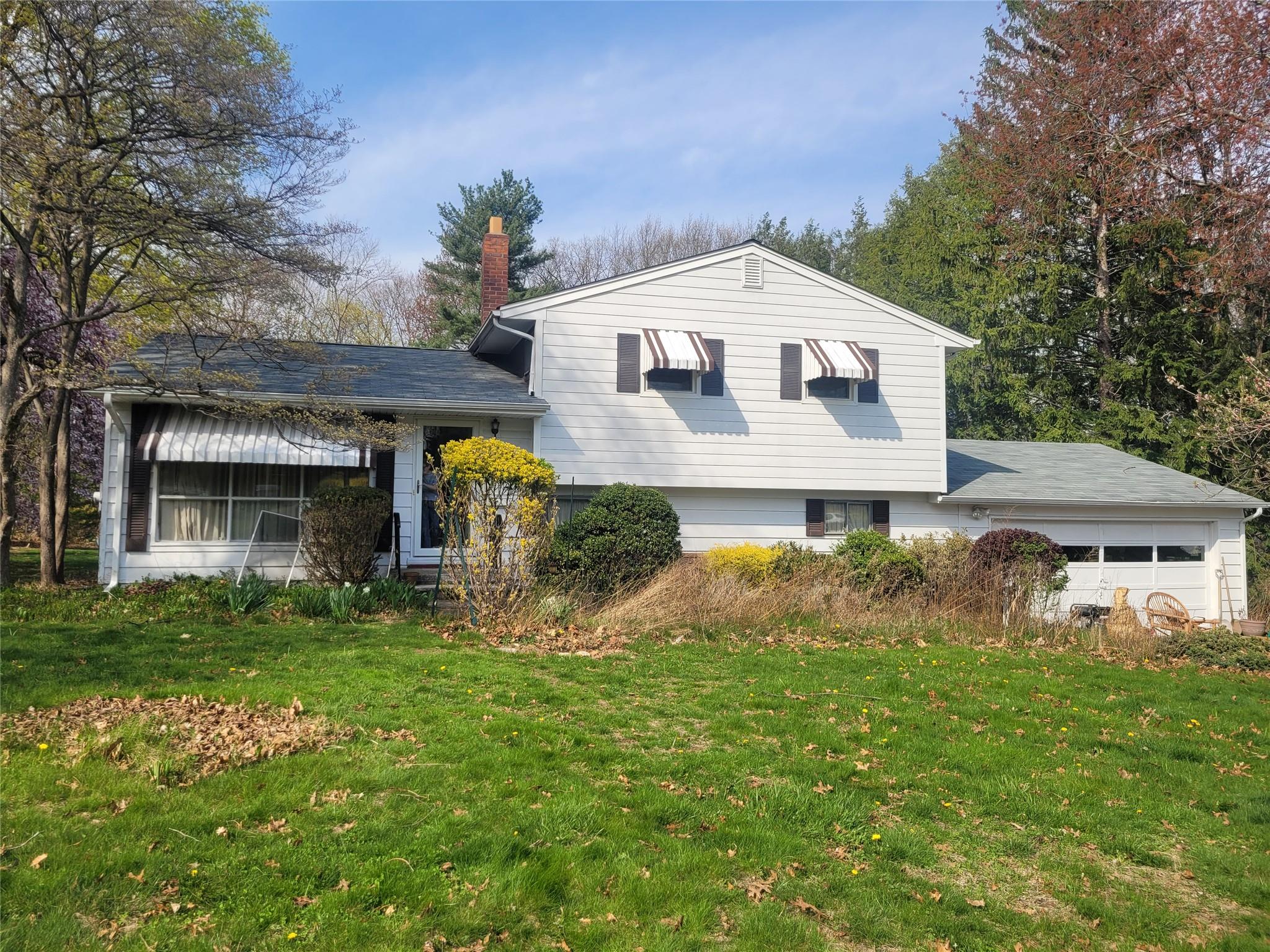 14 Kenwood Lane, New City, New York image 1