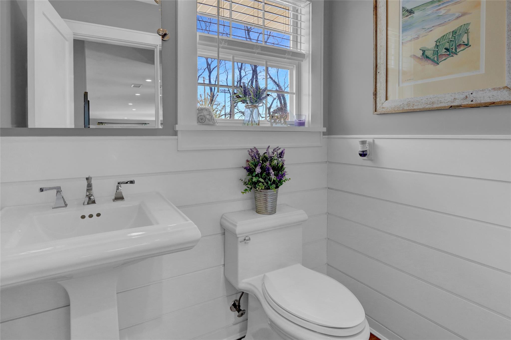 90 Erik Drive, East Setauket, New York image 21