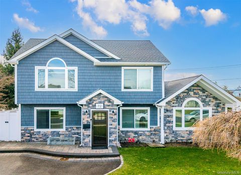 72 Sugar Maple Road Levittown NY 11756