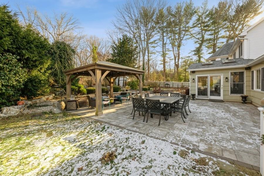 8 Green Acre Lane, North Port, New York image 35