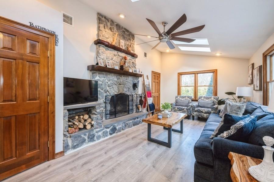 8 Green Acre Lane, North Port, New York image 10
